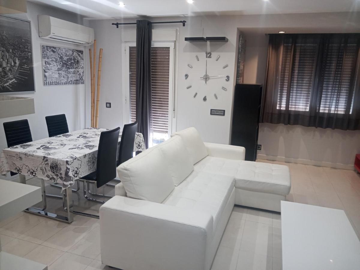 Apartamento Colon !!Parking Privado Gratuito !! Logroño Exterior foto
